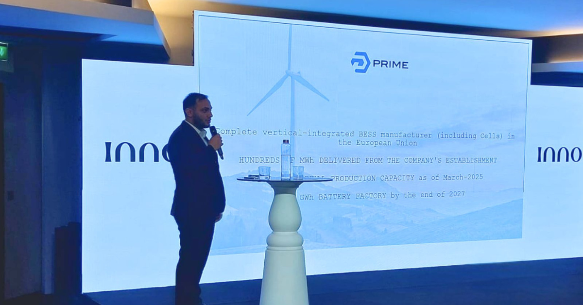 Datacenter Decarbonization Innovation and Energy Efficiency